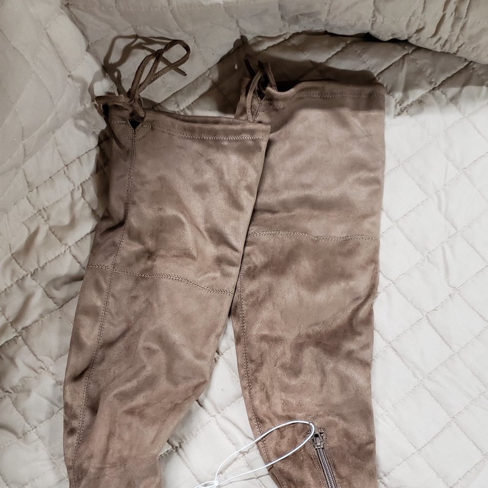 A New Day Women's Sidney Tall Boot Size 7M - Picture 2 of 7